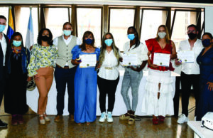 Con pasantía en España, los diez mejores estudiantes de diplomados dictados por la Gobernación