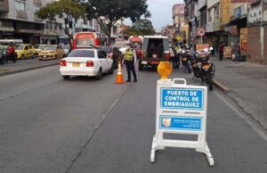 Movilidad repudia agresión contra varios agentes de tránsito en la vía al mar