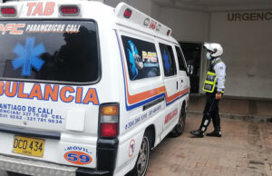 Movilidad y Salud Pública hacen estricto control a las ambulancias