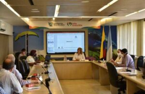 Gobernación definirá acciones para fortalecer la cadena de productores de limón y aguacate Hass del centro y norte del Valle