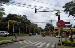 Movilidad está culminando la entrega total de la red semafórica en Cali