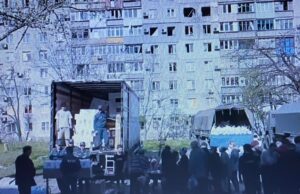 Ucrania abandona la lucha en Azovstal entre dudas sobre destino de defensores