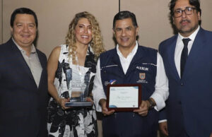 Alcalde Ospina recibió reconocimiento por su trabajo en el desarrollo de Cali como ciudad inteligente
