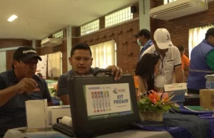 24 asociaciones productivas beneficiarias del Programa Integral de Fruticultura reciben kits de herramientas
