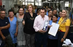 Confecciones California destacada con la Orden al Mérito Vallecaucano