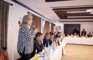 Gobernadora pide al Presidente Electo apoyo para implementar los acuerdos de paz