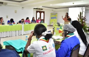 Voluntarias de todo el mundo conocieron programas para el empoderamiento femenino en el Valle