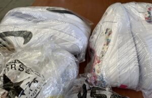 Alcaldía recibe de la Dian donación de 600 pares de zapatos
