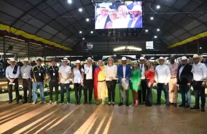 Gobernadora ratificó su compromiso con la Equitación en Caballos de Paso Fino