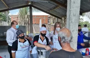 Más de 10 mil vallecaucanos vulnerables ya cuentan con comida en los 52 comedores ‘Valle Invencible’