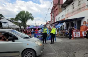 Más de 74 mil vehículos transitaron por las vías del Valle durante fin de semana festivo