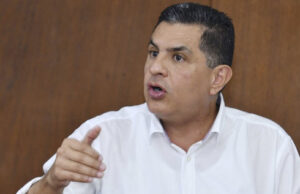 Alcalde de Cali plantea instalar videocámara individual a los agentes de tránsito