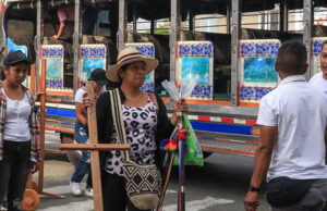La pipa de la paz fue la tea de los I Juegos Indígenas en Cali