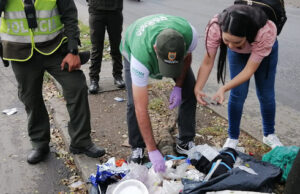 Comerciantes formales e informales se suman al compromiso de mantener a Cali limpia