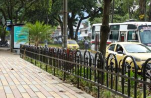 Cali avanza en la recuperación de sus separadores viales