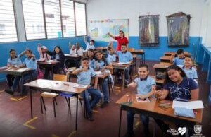 Cerca de 220.000 estudiantes de calendario A regresaron a clases