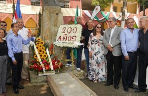 Alcaldía de Cali exaltó a la Institución Educativa Santa Librada en sus 200 años de existencia