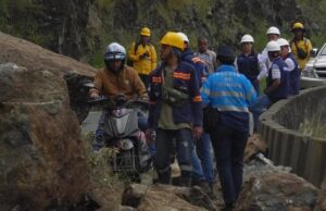 Inician labores del INVÍAS en derrumbe de la vía al mar