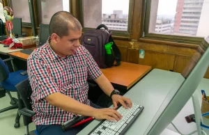 Gobierno del Valle abre el universo del emprendimiento a vallecaucanos con discapacidad visual