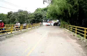 Adjudicadas las obras del puente de Barragán en Caicedonia y la vía a La Cristalina en Sevilla