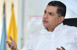 Ospina explica embargo a sus cuentas bancarias y a dos bienes