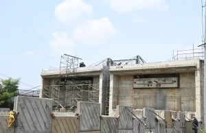 Obras del nuevo puente de Juanchito avanzan con la construcción de los muros en los accesos a la estructura