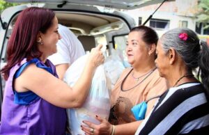 Alcaldía entregó ayudas alimentarias a personas con discapacidad