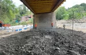 En Caicedonia, Gobierno del Valle inició trabajos en el puente de Barragán que permitirán habilitar el paso de vehículos livianos
