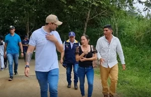 Secretaría de Gestión del Riesgo del Valle evalúa fenómeno de remoción en masa que amenaza a 17 familias en Toro