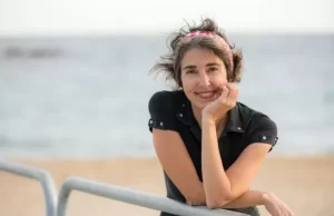 La escritora Yamila Fakhouri presentará su más reciente libro en la Biblioteca Departamental