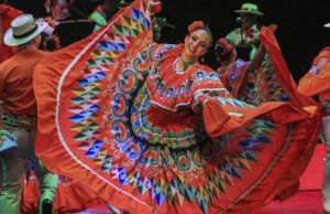 Más de 5000 jóvenes disfrutan la cultura popular del mundo en Cali