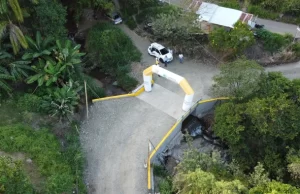 Habitantes de La María y Ocache, en Vijes, transitan con tranquilidad luego de construcción de box culvert que controla inundaciones