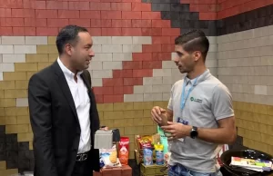 Con bloques amigables con el ambiente, vallecaucanos construyen casas en minutos