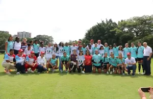 Indervalle cumple el sueño a niñas de los Semilleros Deportivos de conocer a las jugadoras de la Selección Colombia Mayores