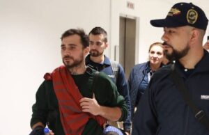 Migración expulsó a canadiense que agredió a un policía en Aeropuerto El Dorado