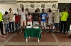 Nacional Cundinamarca Viotá/ Desmantelada banda dedicada a la venta de estupefacientes La estrategia fue denominada «Relámpago, dirigida por la Policía Nacional en coordinación con la Fiscalía General de la Nación.