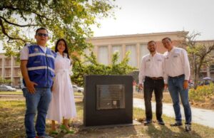 Monumento al Ferrocarril volvió a su pedestal