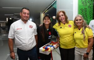 Entre aplausos y alegría, el Valle recibió a las ‘Chicas Súper poderosas’