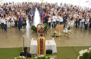 Con un sentido homenaje, Cali despidió a Luz Mery Tristán