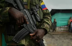 Las FARC amenazan a la policía a nivel nacional