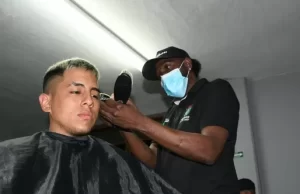120 barberos, manicuristas y maquilladores harán realidad su sueño de emprender