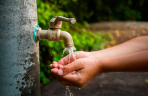 Resumen de la Semana: Escasez de agua en Buenaventura: Racionamiento por El Niño