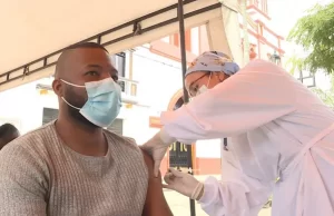 Sí hay vacunas contra el COVID-19 en el Valle