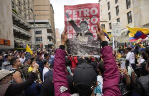 Protesta por vacío en la Fiscalía desata tensión en la Corte Suprema