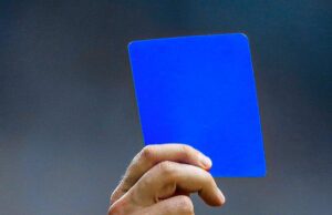 La tarjeta azul llega al fútbol: en dónde se utilizará y cómo funcionará