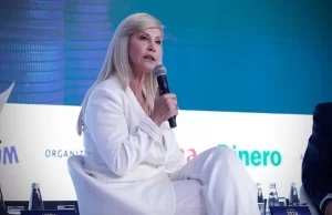 Solicitud de Ayuda de Dilian Francisca Toro por Carro Bomba en Tuluá