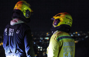 Jornada crítica para los bomberos de Cali: Atienden dos incendios en una tarde del domingo