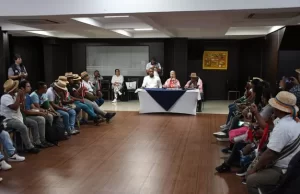 Gobernadora acordó mejorar el presupuesto para las comunidades indígenas del Valle