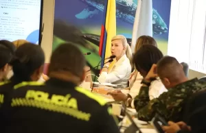 “Estamos investigando estaciones ilegales de gasolina en Jamundí para cerrarlas”: Gobernadora Dilian Francisca Toro