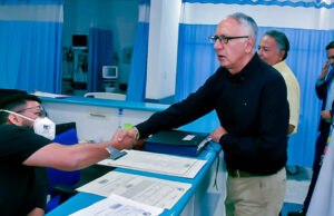 Ministerio de Salud contribuirá con deuda por atención a migrantes no regularizados